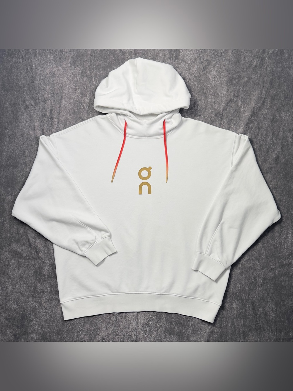 On Running Men's Club Hoodie Off-White Cream Hooded Sweatshirt Size L
